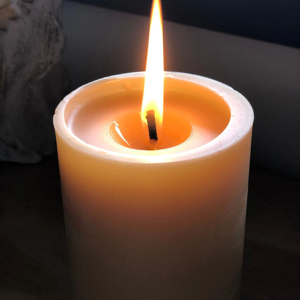 Small Mini Pillar Candle 11-Hour Burn Time | 100% Pure Australian Beeswax 67g